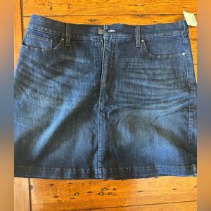 NWT Croft & barrow Jean skort